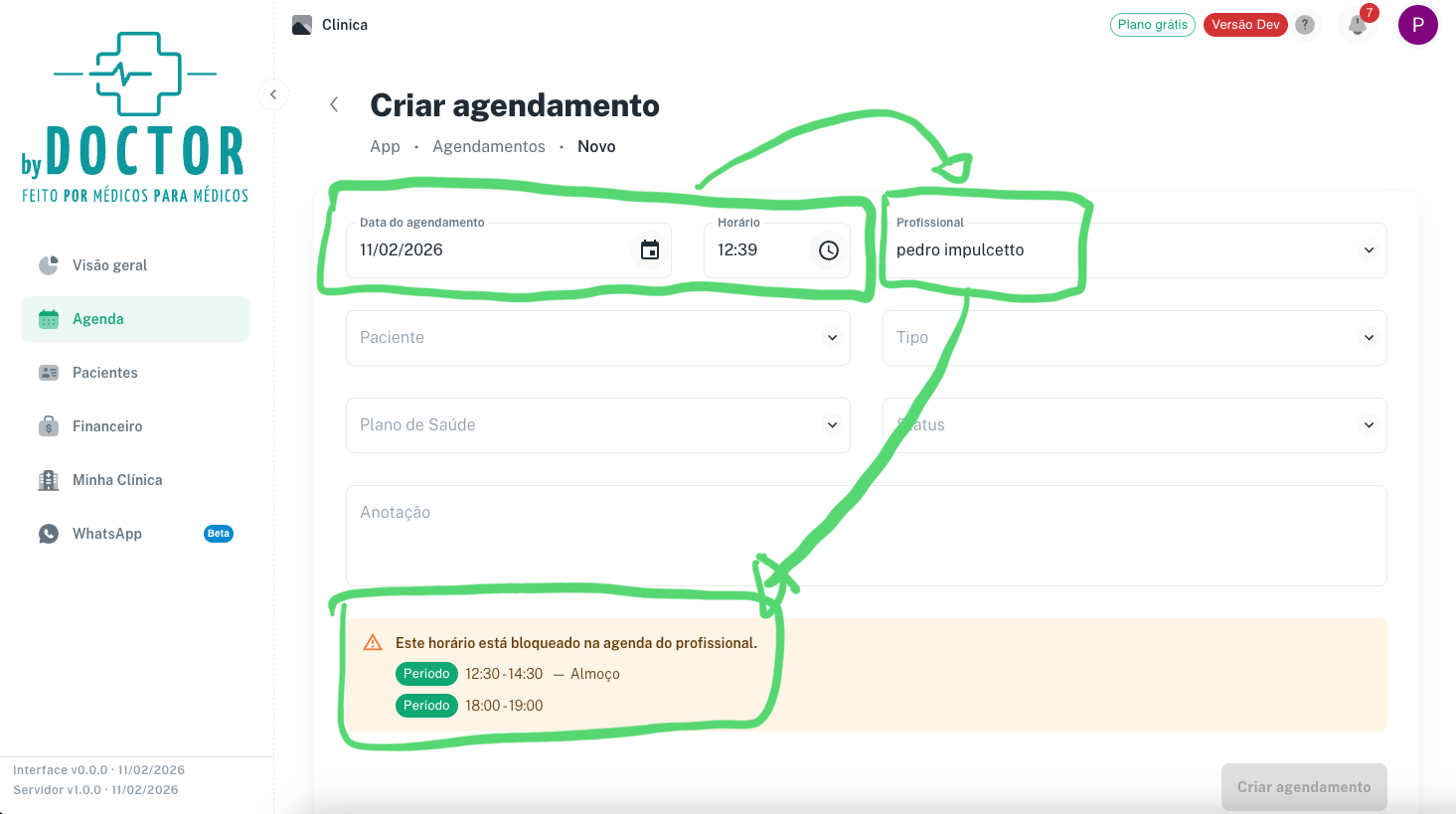 Alerta do sistema avisando que o horário selecionado está dentro de uma faixa bloqueada com detalhes do período indisponível